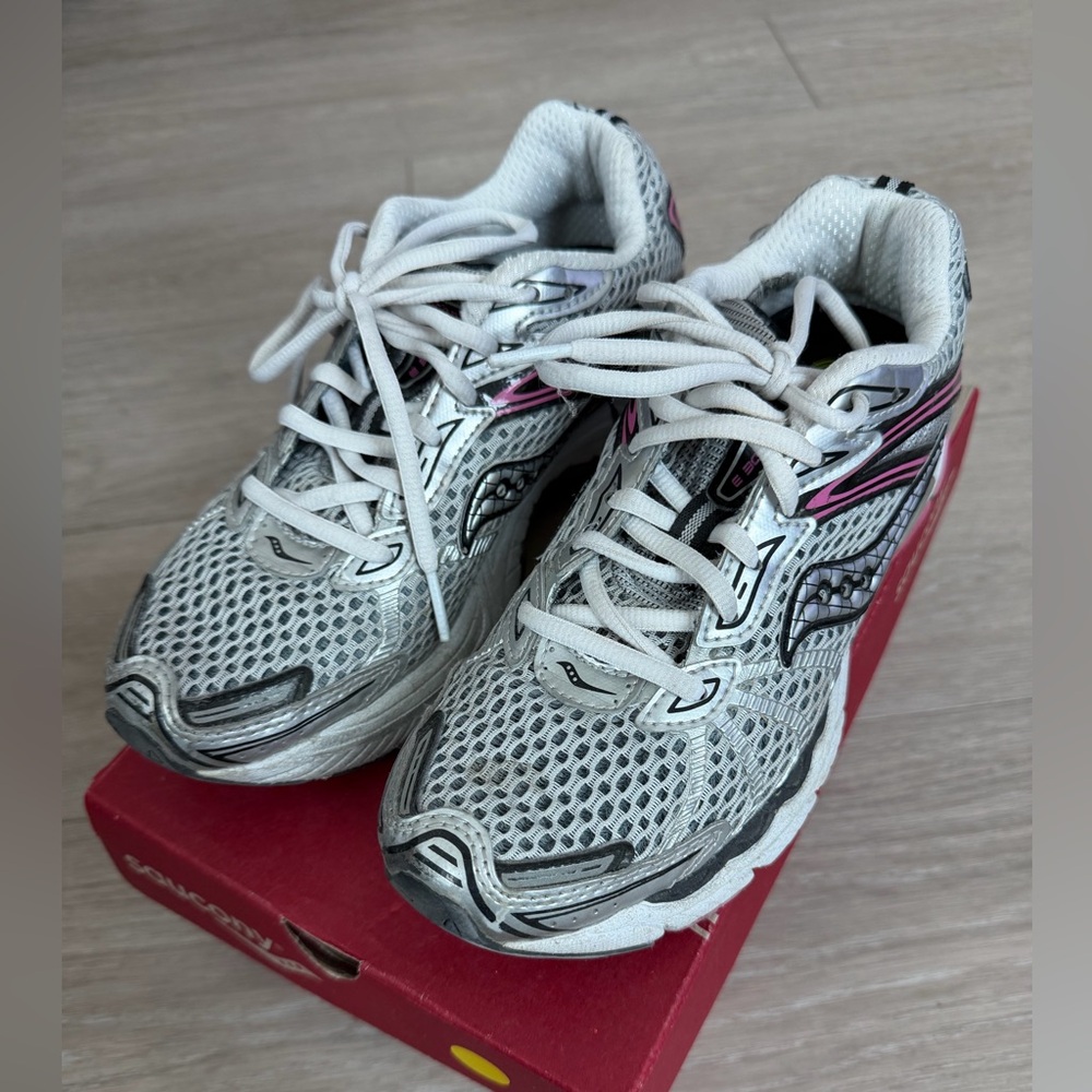 Saucony ProGrid Ride 3 - Women's size 7.5